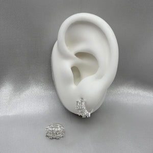 #H196 - Huggie Elegante Con Piedra Zirconia Plata - A15/2.3