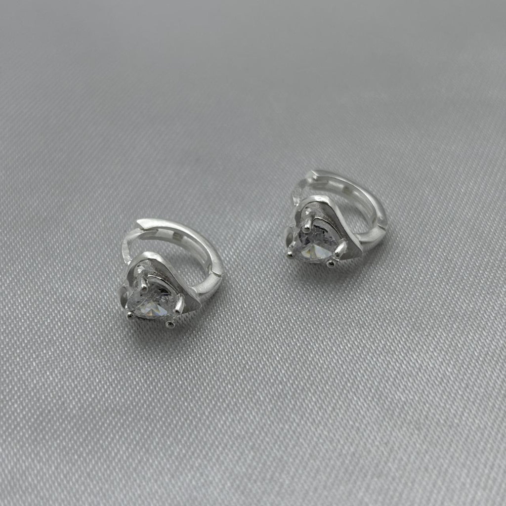 #H198 - Huggie Corazón Con Piedra Zirconia - A15/2.3