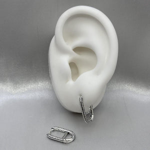 #H199 - Huggie Clip Piedra Zirconia Plata - B14/2.3