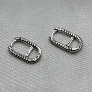 #H199 - Huggie Clip Piedra Zirconia Plata - B14/2.3