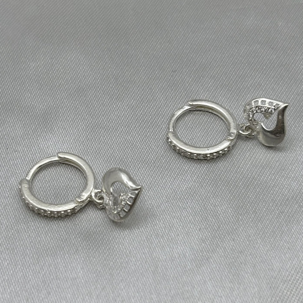 #H200 - Huggie Colgante Corazón Piedra Zirconia Plata - B08/2.9