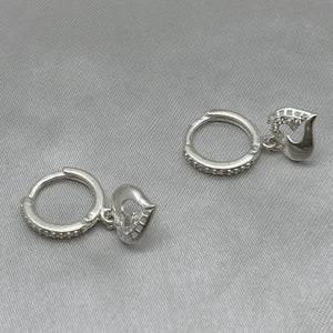 #H200 - Huggie Colgante Corazón Piedra Zirconia Plata - B08/2.9