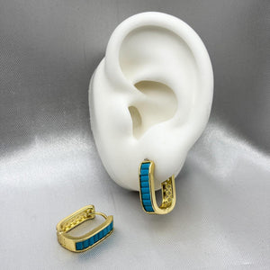 #HOL162 - Huggie Cuadrada Con Zirconia Oro Laminado 18K