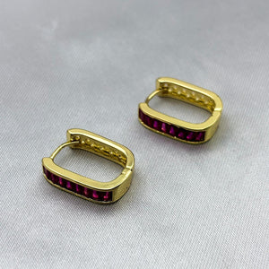 #HOL162 - Huggie Cuadrada Con Zirconia Oro Laminado 18K