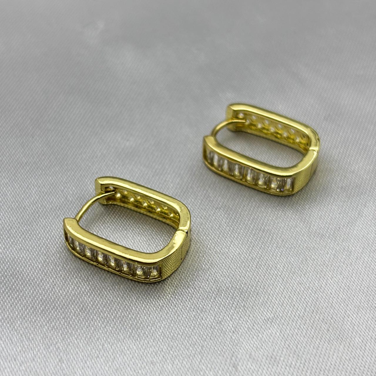 #HOL162 - Huggie Cuadrada Con Zirconia Oro Laminado 18K