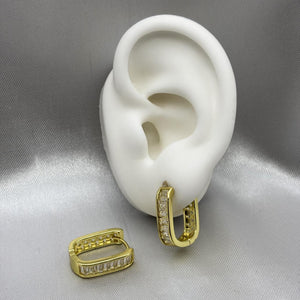 #HOL162 - Huggie Cuadrada Con Zirconia Oro Laminado 18K