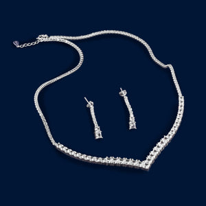#J104 - Juego De Gargantilla Y Aretes Con Zirconia  Plata - IC20.8