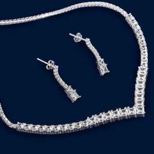 #J104 - Juego De Gargantilla Y Aretes Con Zirconia  Plata - IC20.8