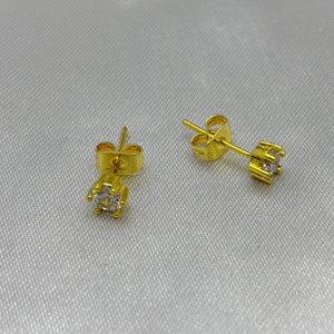 #JOL120 - Juego Broquel 3 Piezas Corazón Con Piedra Zirconia Oro Laminado 18K