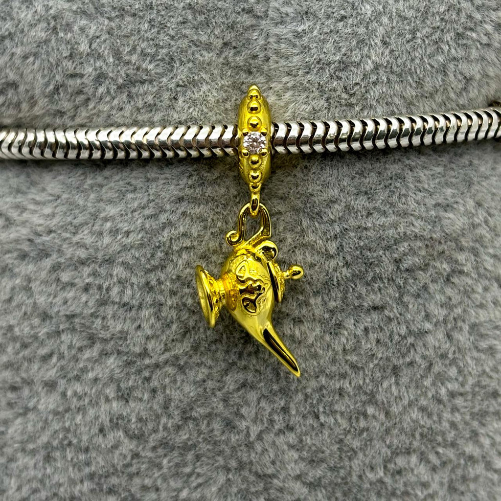 #PAN240 - Charm De Lampara De Aladdin Con Zirconia Plata - B11/2.7