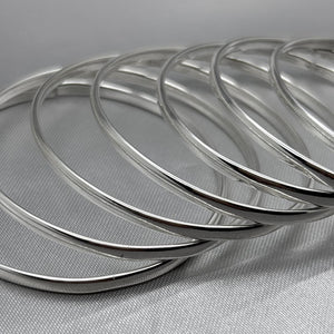 #SE102 - Semanario Circular Liso Terminado Almendrado Plata - CE24.6