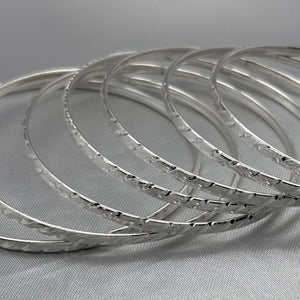 #SE103 - Semanario Circular Diamantado Aleatorio Terminado Almendrado Plata - CE22.7