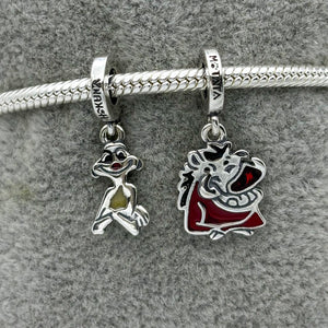 #PAN454 - Charm Doble Timón Y Pumba Plata - B11/3.3