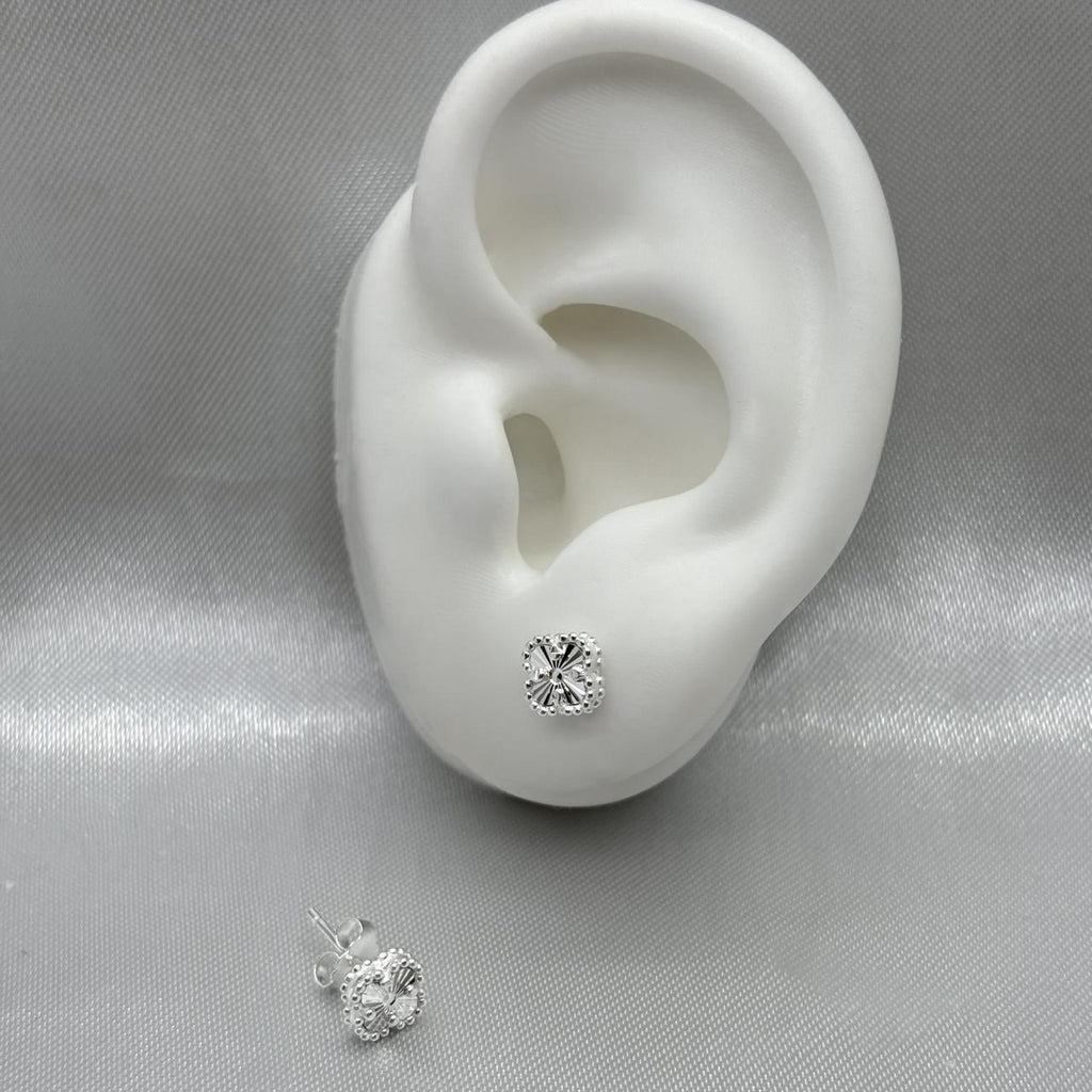 #BR233 - Broquel Trébol Tipo Van Cleef Baño De Rodio Plata - MI1.6