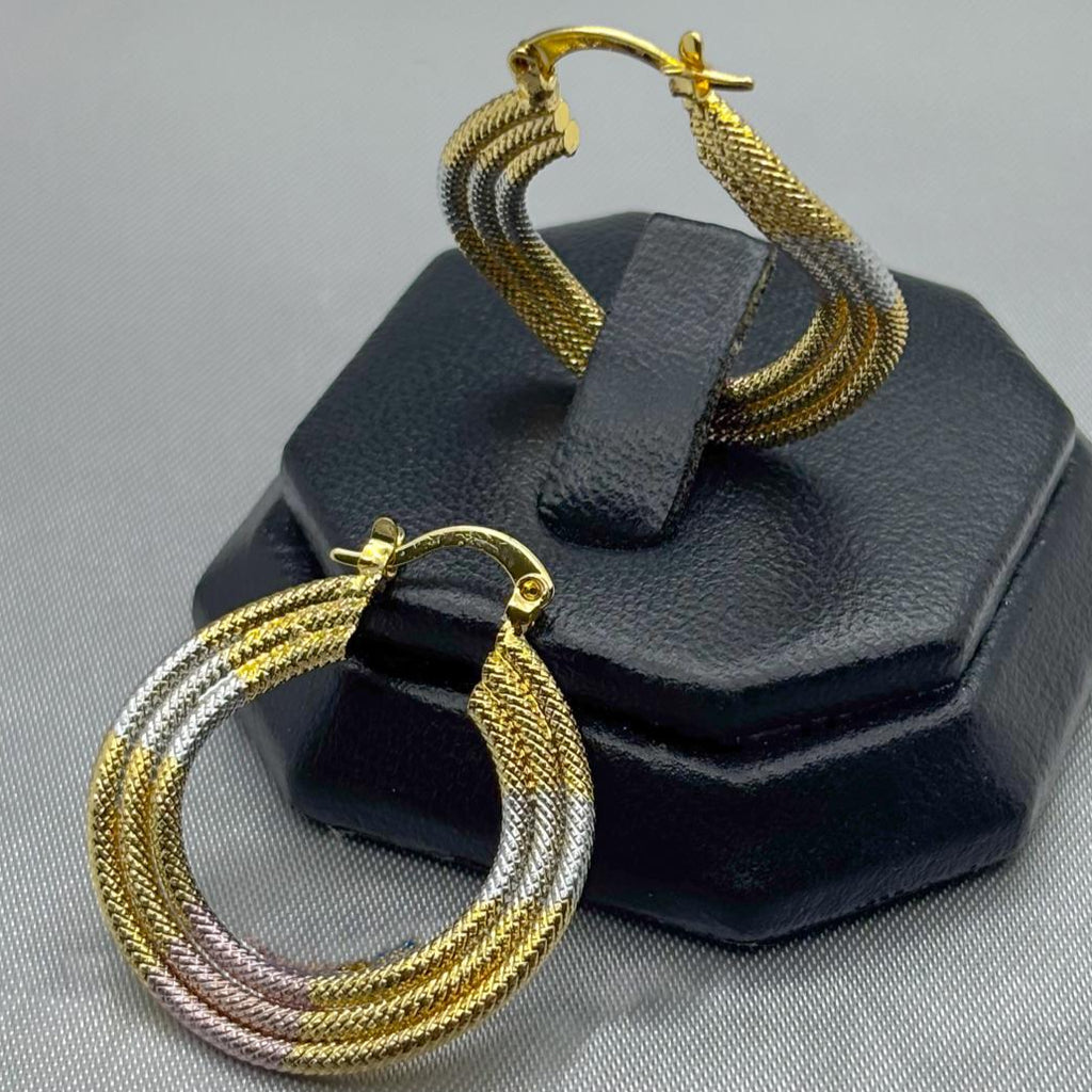 #ARRL112 - Arracada Tricolor Forma Onda Oro Laminado 18k