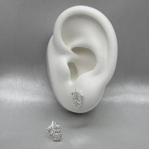 #BR123 - Broquel Hoja Con Zirconia Plata - LL1.6