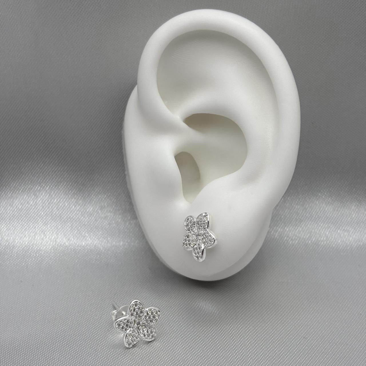 #BR153 - Broquel Flor Piedra Zirconia Plata - LL1.9