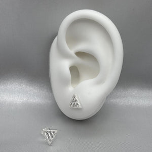 #BR170 - Broquel Triangular Con Zirconia Plata - LL1.7