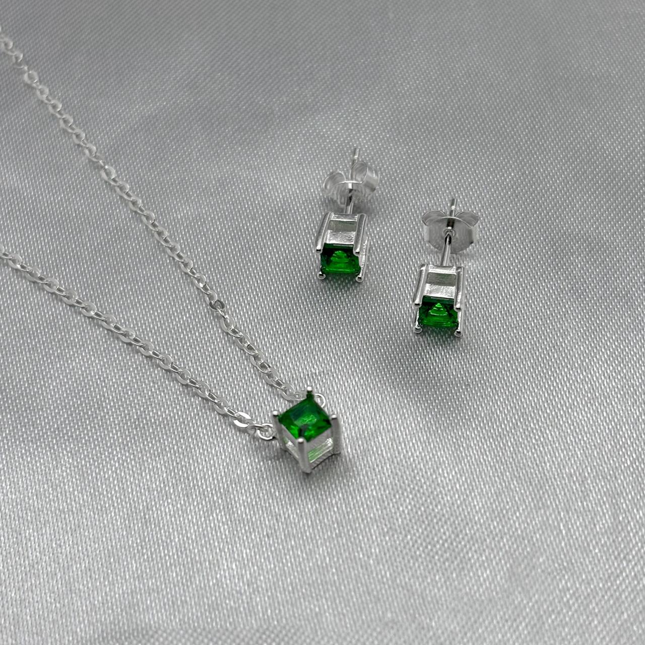 #J123 - Juego Cuadrito Gargantilla/Broqueles Con Zirconia Plata - PU3.8