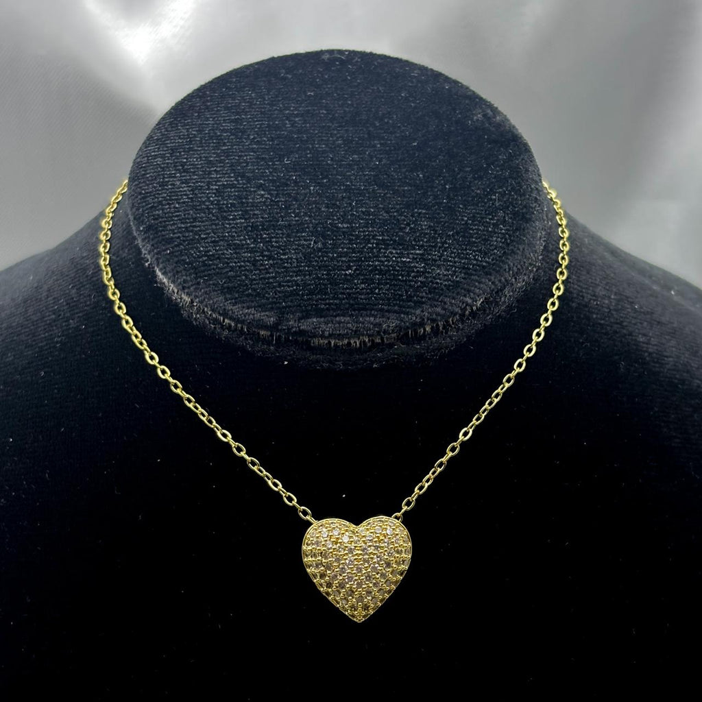 #GOL123 - Gargantilla Corazón Con Piedra Zirconia Oro Laminado 18K
