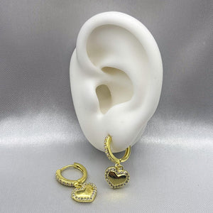 #HOL145 - Huggies Corazón Con Zirconia Oro Laminado 18K