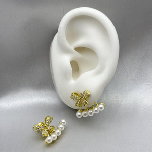 #ARL131 - Arete Doble De Moñito Y Perlas Con Zirconia Oro Laminado 18K