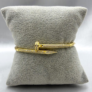 #PAL149 - Pulsera Rigída Clavo Con Zirconia Oro Laminado 18K