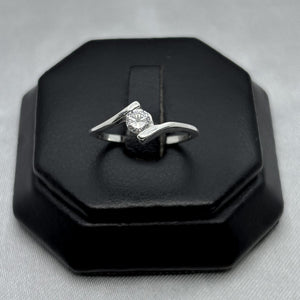 #AD217 - Anillo Con Zirconia Plata - A08/1.8