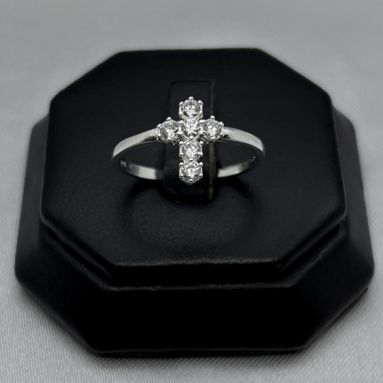 #AD213 - Anillo Cruz Trinidad Con Zirconia Plata - A09/1.6