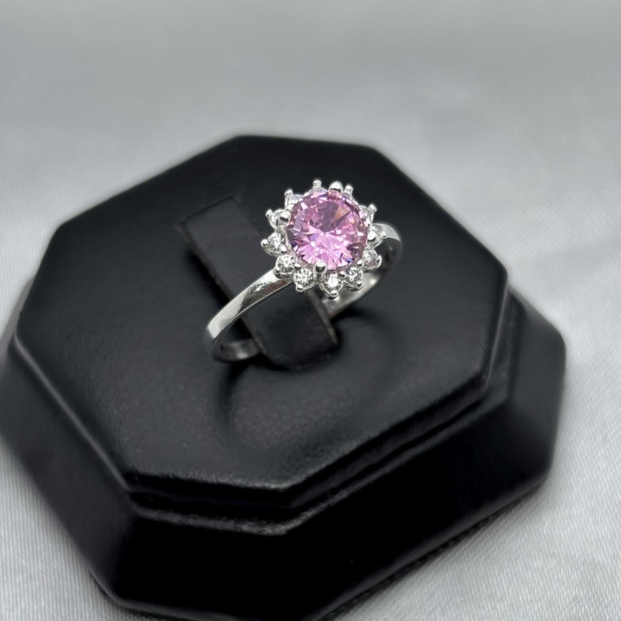 #AD110 - Anillo Flor Con Zirconia Plata - B09/2.1