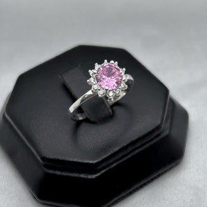 #AD110 - Anillo Flor Con Zirconia Plata - B09/2.1