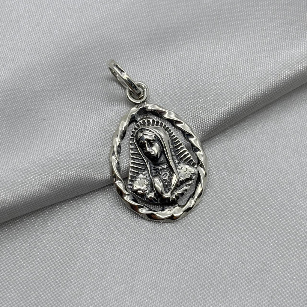 #D276 - Dije/Medalla Virgen De Guadalupe Plata Pavonada - A13/3.8
