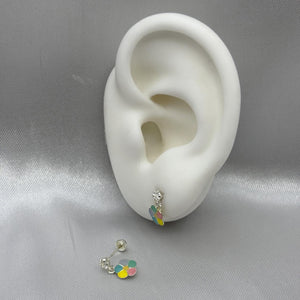 #BR281 - Broquel Flor Esmaltada Con Zirconia Plata - F41