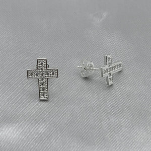 #BR278 - Broquel Cruz Con Zirconia Plata - E63