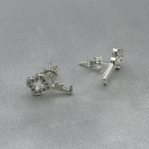 #BR283 - Broquel Llave Con Zirconia Plata - F80