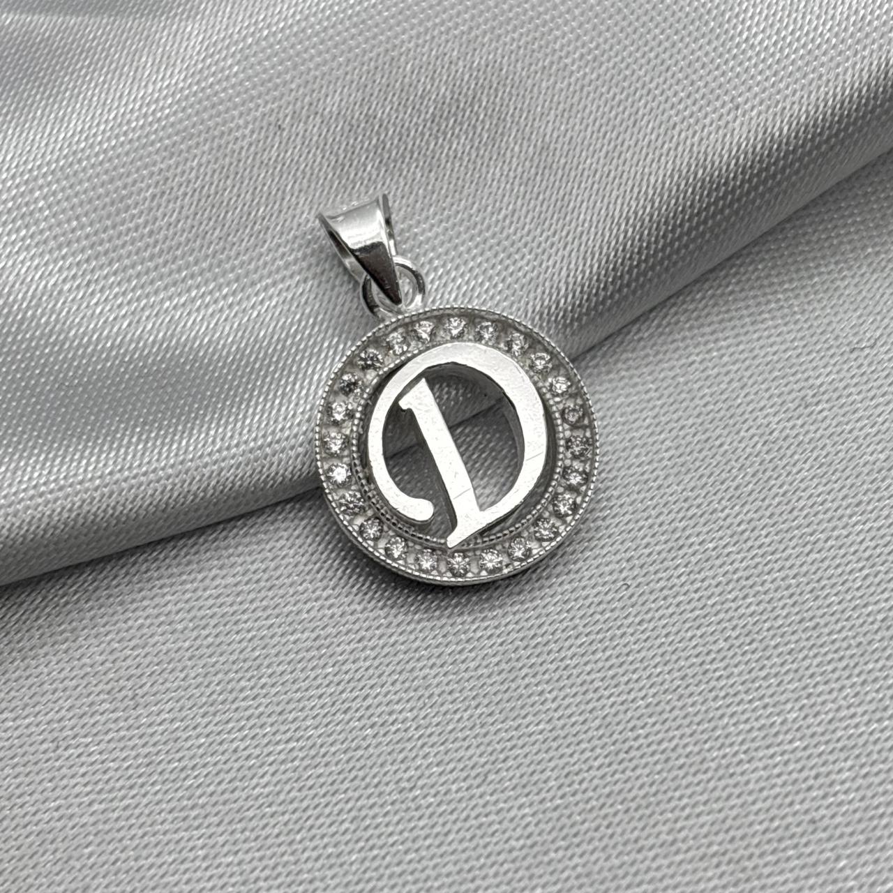 #D495 - Dije Circular De Letra Con Zirconia Plata - ZC2.2