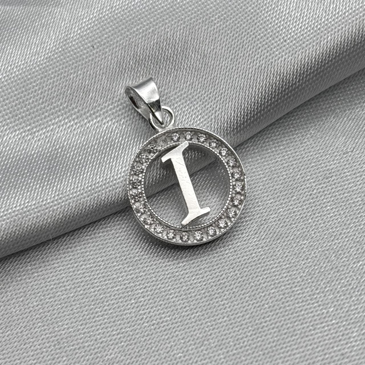 #D495 - Dije Circular De Letra Con Zirconia Plata - ZC2.2
