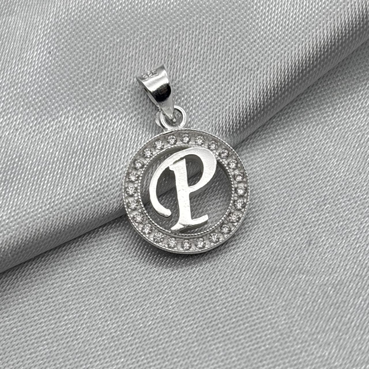 #D495 - Dije Circular De Letra Con Zirconia Plata - ZC2.2