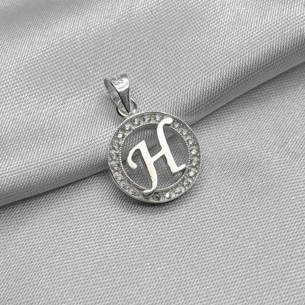 #D495 - Dije Circular De Letra Con Zirconia Plata - ZC2.2