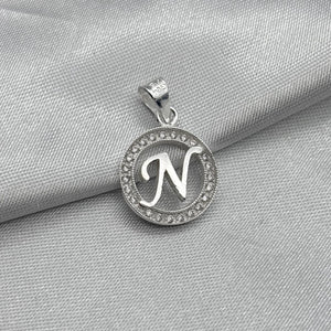 #D495 - Dije Circular De Letra Con Zirconia Plata - ZC2.2
