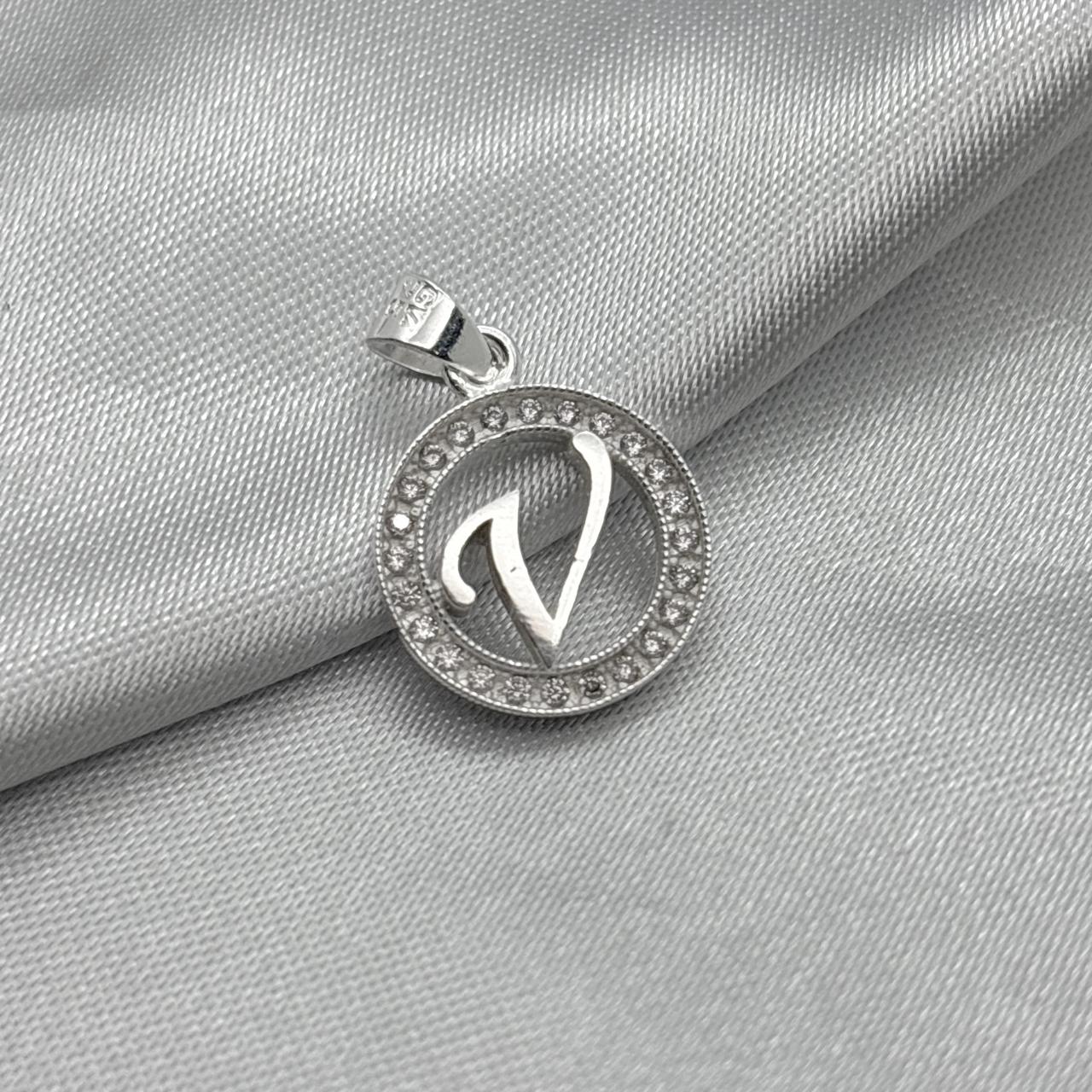 #D495 - Dije Circular De Letra Con Zirconia Plata - ZC2.2