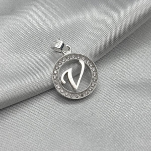 #D495 - Dije Circular De Letra Con Zirconia Plata - ZC2.2