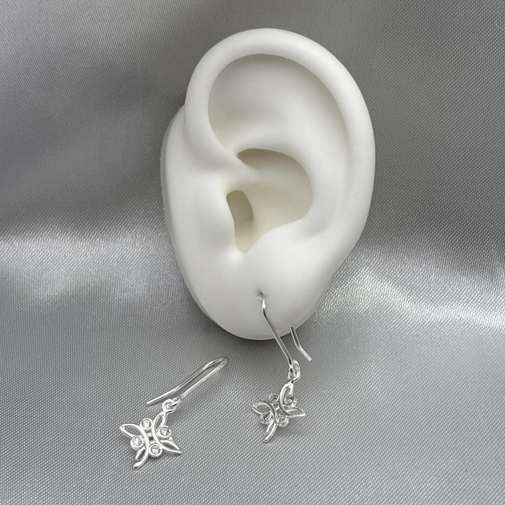 #AR110 - Aretes De Nudo De Bruja Con Piedra Zirconia Plata - F1.9