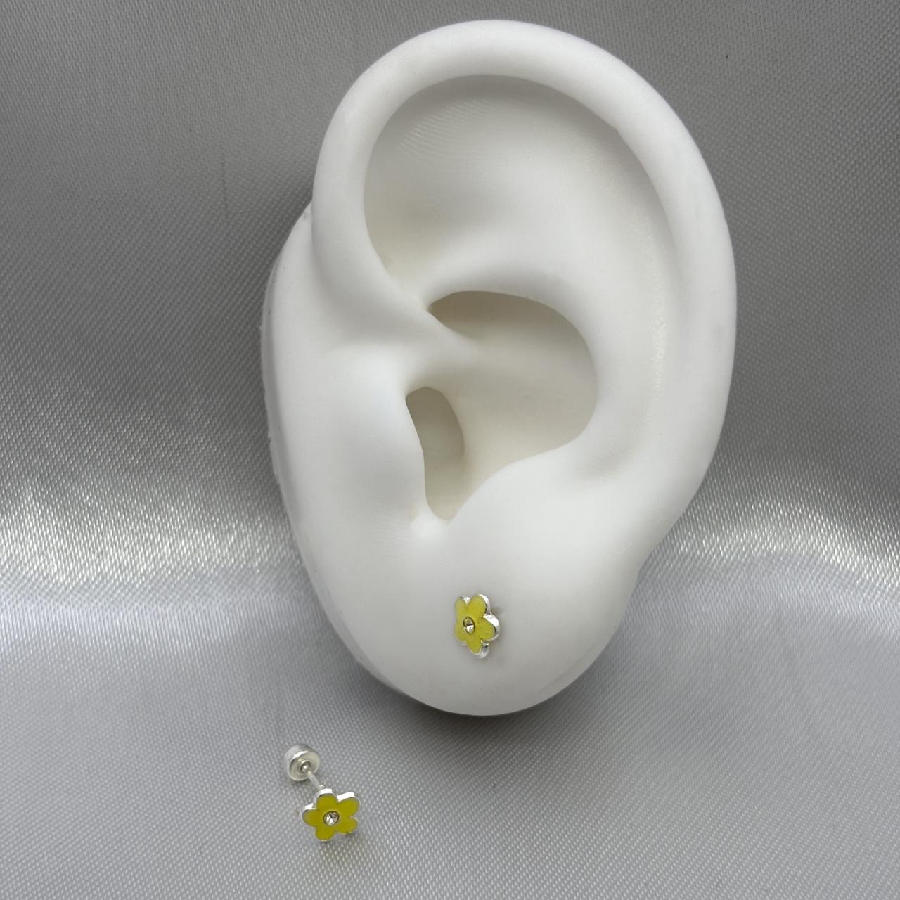 #BR312 - Broquel Flor Esmaltada Con Piedra Zirconia Plata - F34/