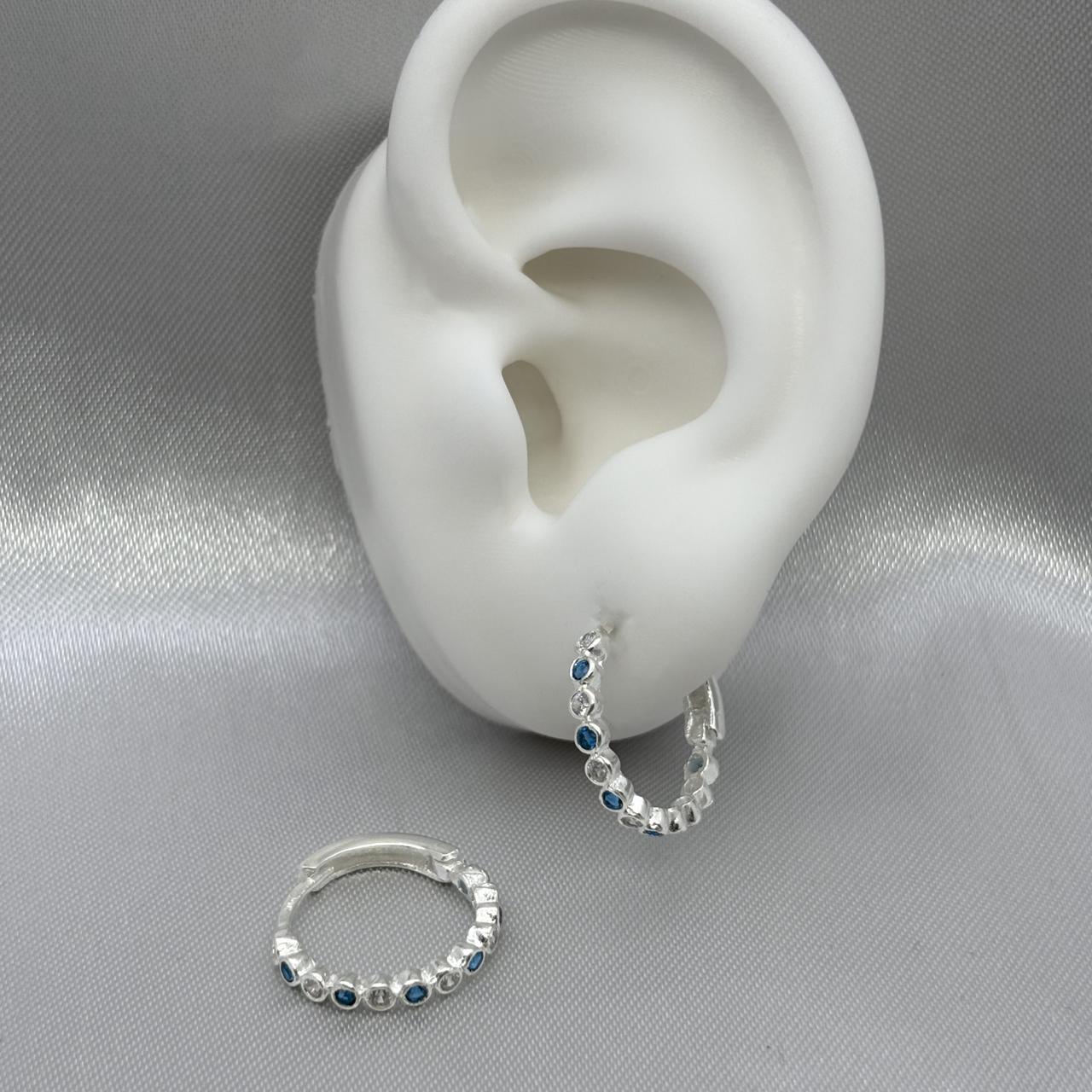 #H201 - Huggie Circular Con Piedra Zirconia Plata - B08/2.6