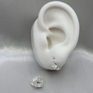 #H202 - Huggie Corazón Piedra Zirconia Plata - B08/2.7