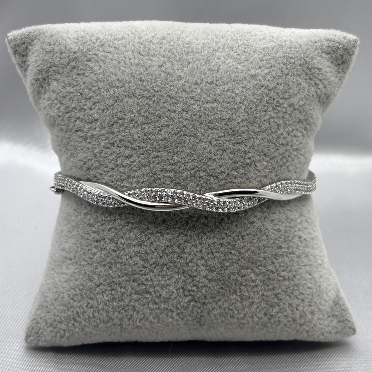 #PA491 - Pulsera Rígida Cruzada Con Zirconia PLata / Baño De Rodio - B11/11.2