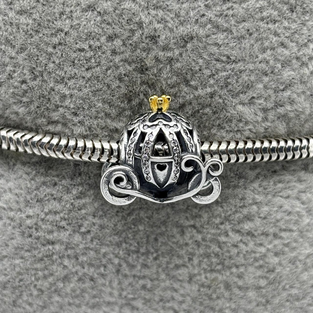 #PAN485 - Charm Carrosa De Princesa Con Zirconia Plata - B12/3.2