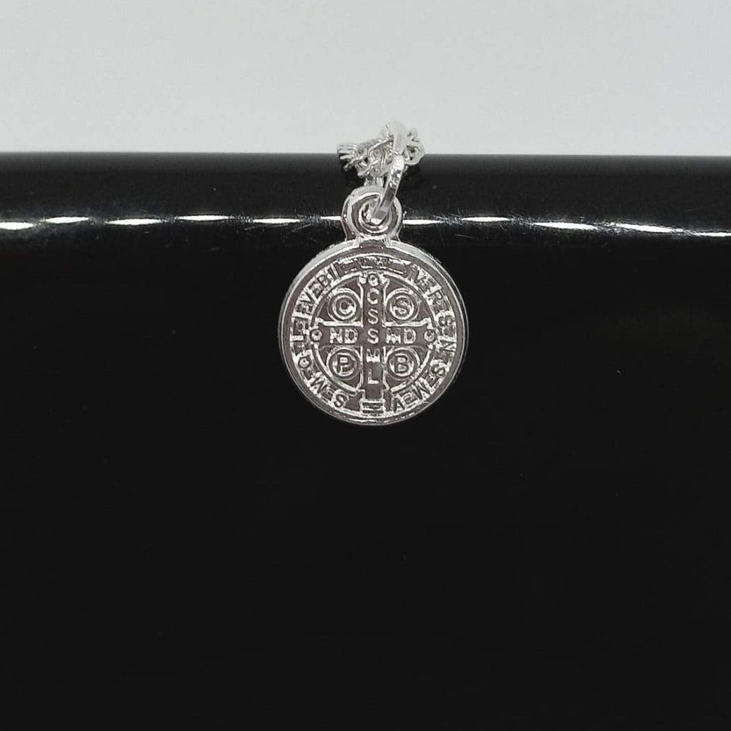 #D173 - Dije/Medalla De San Benito Plata - CE10.8
