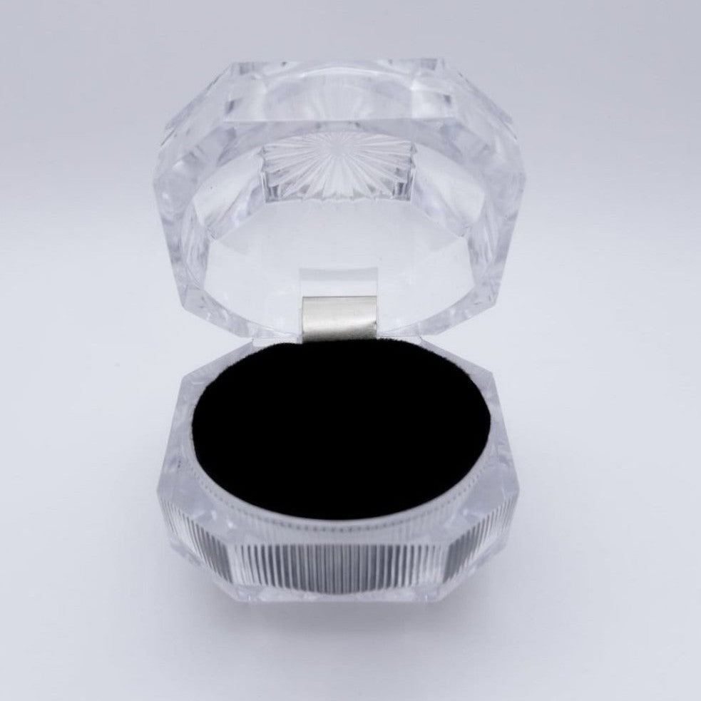 #ACC103 - Caja De Anillo Transparente Mediana
